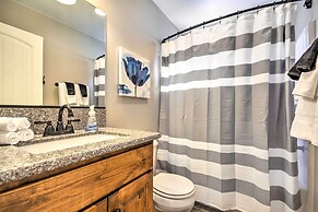 Scenic La Verkin Home: 20 Mi to Zion National Park