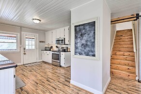 Stylish Vilas Hideaway: Hike, Ski & Explore!