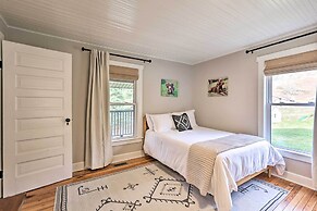 Stylish Vilas Hideaway: Hike, Ski & Explore!