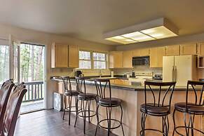 Spacious Hideaway in Ruidoso w/ Multi-level Deck!