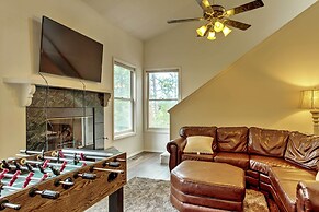 Spacious Hideaway in Ruidoso w/ Multi-level Deck!