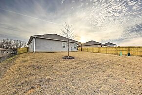 Siloam Springs Home, Close to Parks & Trails!