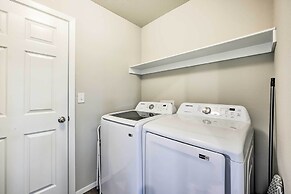 Siloam Springs Home, Close to Parks & Trails!