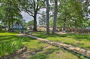 Deck, Boat Slip + Views: Lake Hamilton Cabin!