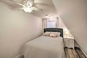 Deck, Boat Slip + Views: Lake Hamilton Cabin!