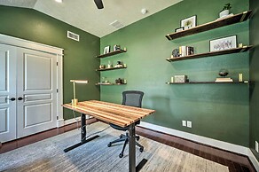 Buda Home w/ Deck & Fire Pit - 15 Mi to Austin!