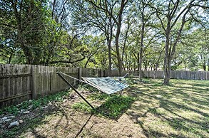 Buda Home w/ Deck & Fire Pit - 15 Mi to Austin!