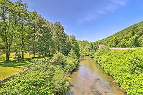 Tamaqua Apartment w/ Fire Pit & Gas Grill!