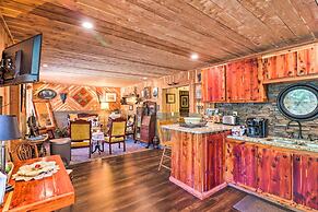 Quiet, Historic Manor: Located in Ghost Town!