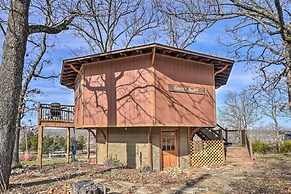 'sunset Bluff Treehouse': On Bull Shoals Lake!