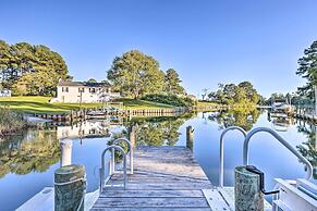 Waterfront Home in Quiet Cove: Kayaks On-site