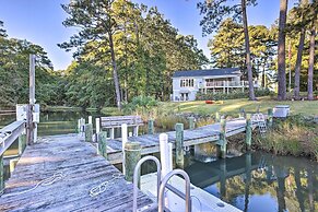 Waterfront Home in Quiet Cove: Kayaks On-site