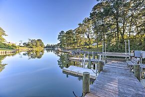 Waterfront Home in Quiet Cove: Kayaks On-site