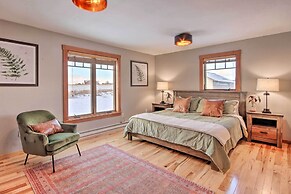 Stunning Gallatin Gateway Mountain Retreat!