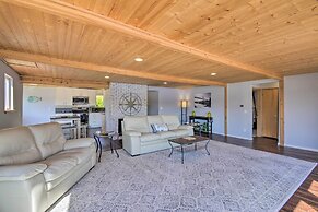 Waterfront Gig Harbor Home w/ Furnished Deck