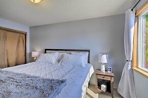 Waterfront Gig Harbor Home w/ Furnished Deck