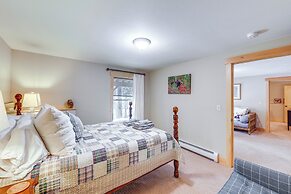 White Mountain Home Near Lakes & Kancamagus Hwy!
