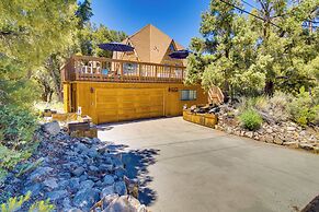 'star House' Unique Home w/ Furnished Deck & Views