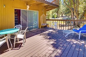 'star House' Unique Home w/ Furnished Deck & Views