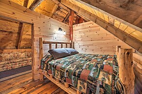 Secluded Vanderbilt Cabin, 9 Mi to Treetops!