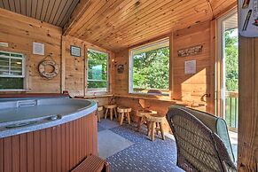Tenn River Cabin w/ Hot Tub - 10 Mi to Chattanooga