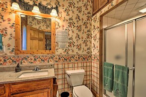 Tenn River Cabin w/ Hot Tub - 10 Mi to Chattanooga