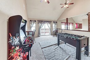 Waterfront Lake Eufaula Home: Multi-level Balcony