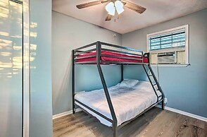 Aggie Game Day Retreat ~ 1 Mi to Texas A & M!