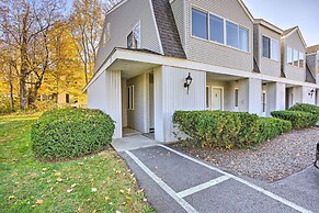 First-floor Hunter Condo < 1 Mi to Slopes!