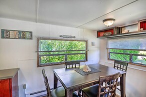 Coastal PNW Gem w/ Hot Tub - Walk to Beach!