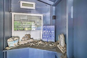 Coastal PNW Gem w/ Hot Tub - Walk to Beach!