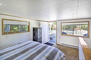 Coastal PNW Gem w/ Hot Tub - Walk to Beach!