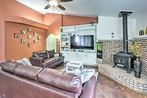 Charming Home < 10 Mi to Sequoia Nat'l Park!