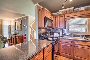 Beech Mountain Retreat w/ Decks & Mountain Views!