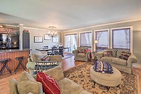 Beech Mountain Retreat w/ Decks & Mountain Views!