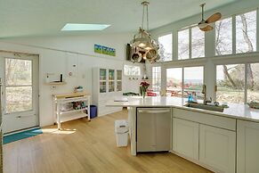 Beachfront Lake Michigan Cottage: Fire Pit & Deck