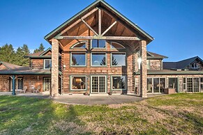 Brookings Vacation Rental Lodge on 88 Acres!