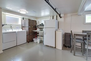 North Bend Home w/ Cornhole Court & Putting Green