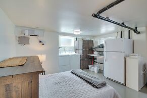 North Bend Home w/ Cornhole Court & Putting Green