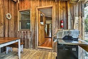 Cozy Hatteras Island Abode ~ 1 Mi to Frisco Beach!