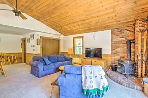 Cozy North Conway Home: Walk to Slopes & Dtwn