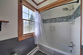 Cozy Colonial Home w/ Bay Access & Water View