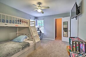 Cozy Austin Area Home w/ Yard, 20 Mi to Dtwn!