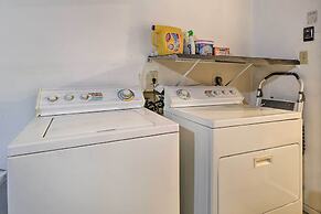 Cozy Austin Area Home w/ Yard, 20 Mi to Dtwn!