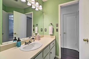 Cozy Austin Area Home w/ Yard, 20 Mi to Dtwn!