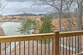 Cozy East Bernstadt Cabin w/ Porch + Fishing Lake!