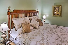 Cozy East Bernstadt Cabin w/ Porch + Fishing Lake!