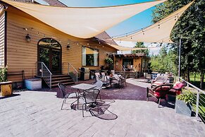 'big House Lodge' - Cle Elum Retreat on 8 Acres!