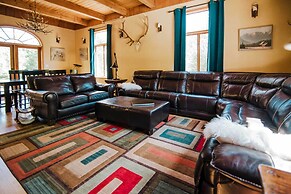 'big House Lodge' - Cle Elum Retreat on 8 Acres!