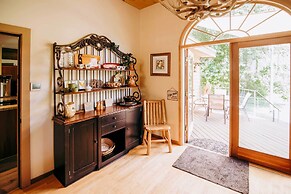 'big House Lodge' - Cle Elum Retreat on 8 Acres!